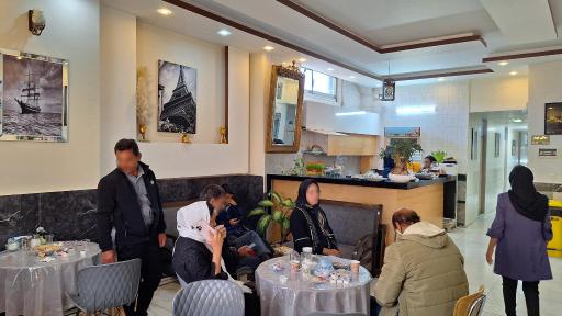 عکس مهمانپذیر کاخ