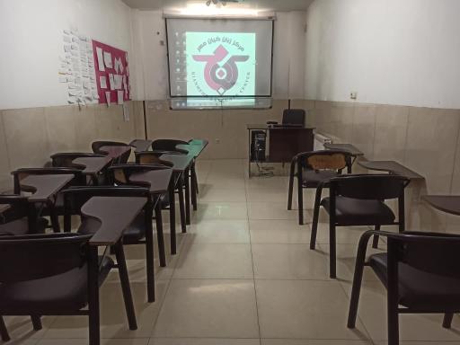 عکس مرکز فنی حرفه‌ای و زبان‌های خارجی کیانمهر