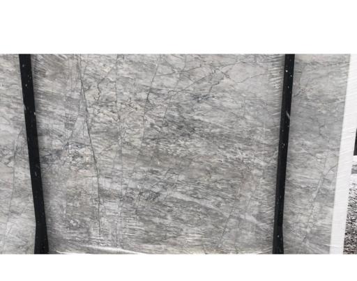 عکس روشن سنگ پرسپولیس