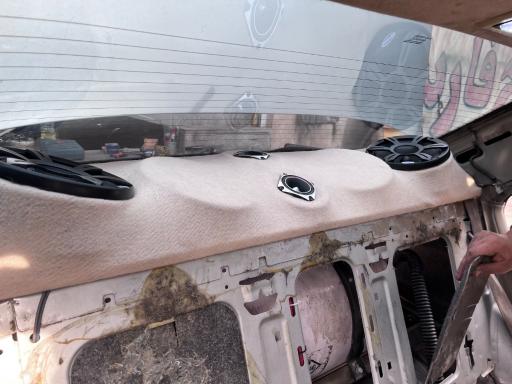 عکس دزدگیر و برق اتومبیل توکلیان