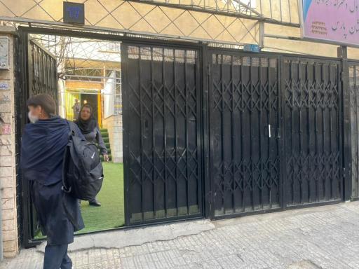 عکس دبیرستان دخترانه دوراندیشان پارس