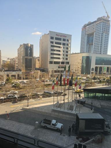 عکس مرکز خرید نیکا