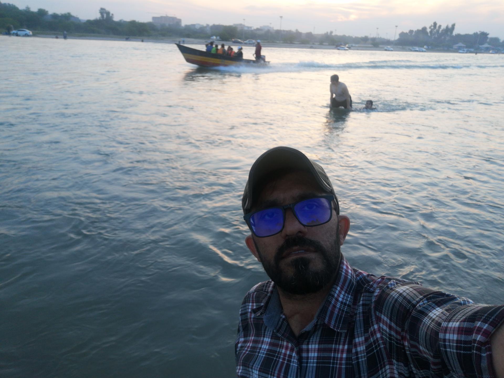 عکس ساحل پارک داریون