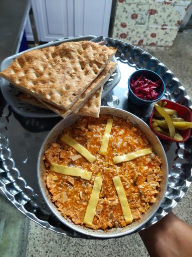 کافه فست فود همرفیق