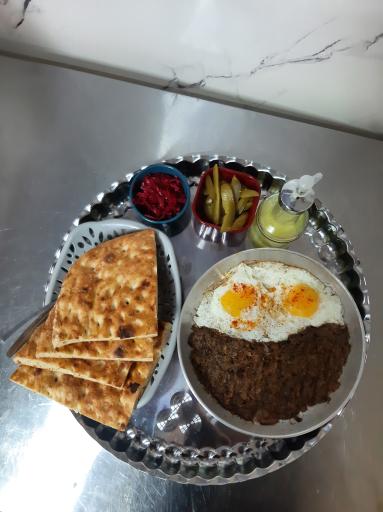 عکس کافه فست فود همرفیق