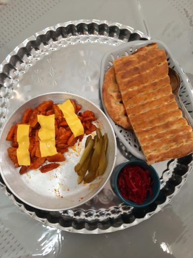 کافه فست فود همرفیق