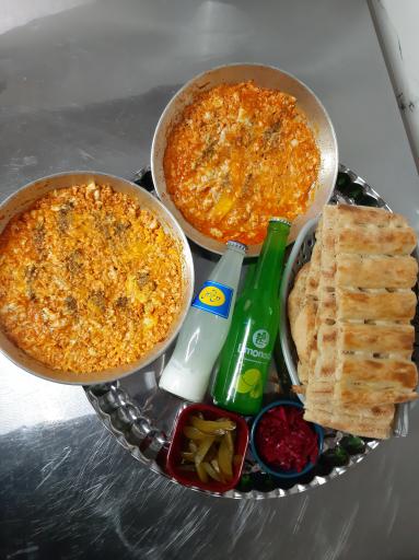 عکس کافه فست فود همرفیق