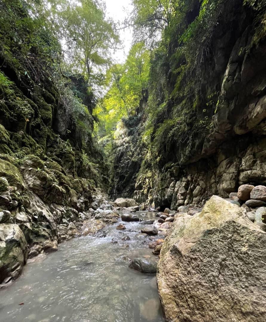 عکس آبشار تنگه‌ دار