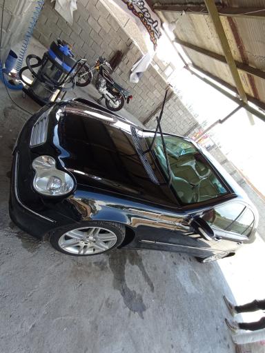 عکس کارواش سبز