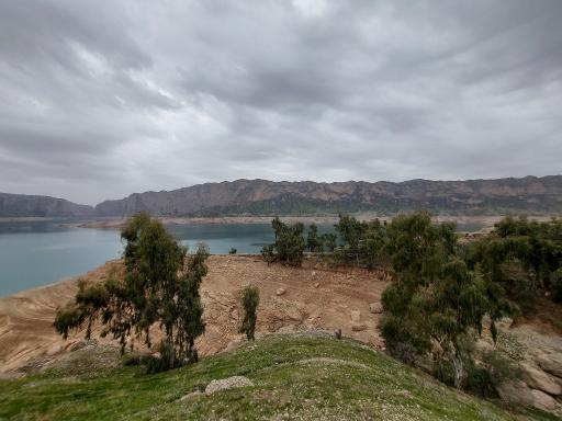 عکس دریاچه سد دز