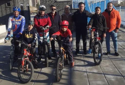عکس هیأت دوچرخه سواری شهرستان ساوجبلاغ 