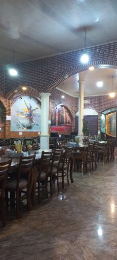 صبحانه سرا و بناب کبابی ائل دار