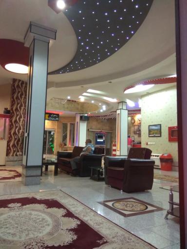 عکس هتل زمرد خوی