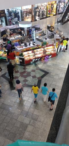 عکس مرکز تجاری کیش