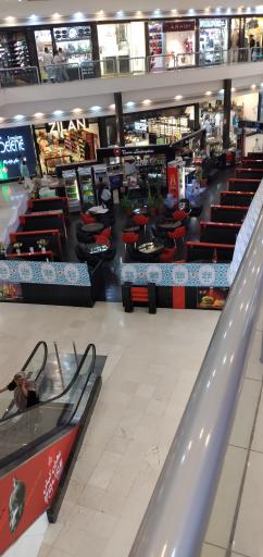 عکس مرکز تجاری کیش