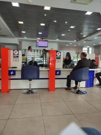 عکس بانک خاورمیانه