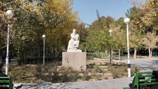 عکس مجسمه خیام 