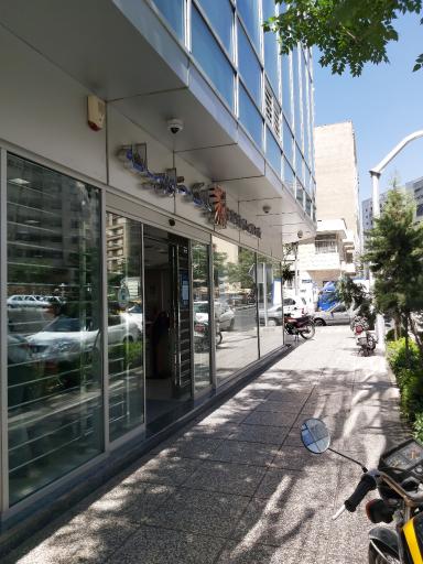 عکس بانک خاورمیانه