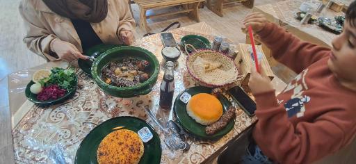 عکس کبابی انزل خان