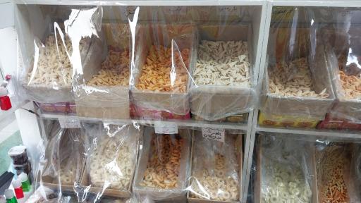 فروشگاه تنقلات خوشمزه 