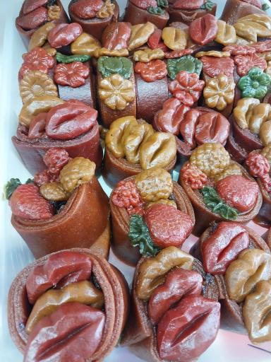 فروشگاه تنقلات خوشمزه 