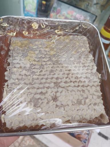 عکس فروشگاه تنقلات خوشمزه 