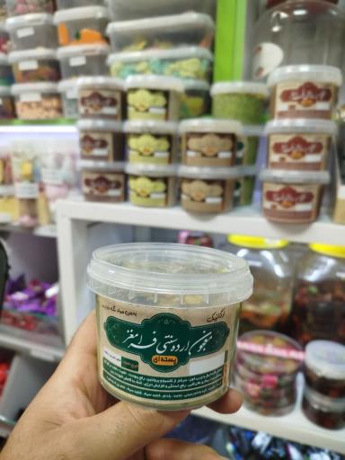 عکس فروشگاه تنقلات خوشمزه 