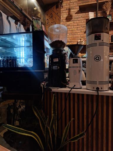 عکس کافه دیما