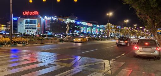 عکس مرکز تجاری کیش