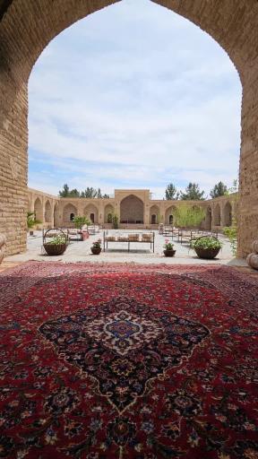 عکس عمارت صفویه (اقامتگاه سنتی)