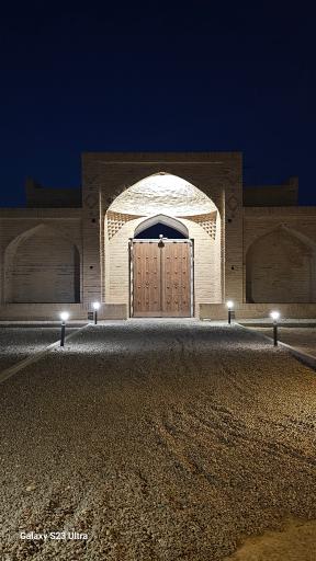 عکس عمارت صفویه (اقامتگاه سنتی)