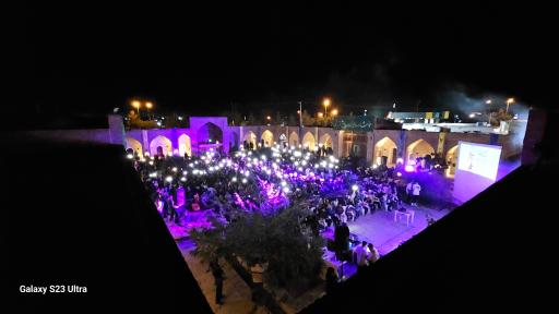 عکس عمارت صفویه (اقامتگاه سنتی)