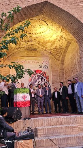 عکس عمارت صفویه (اقامتگاه سنتی)