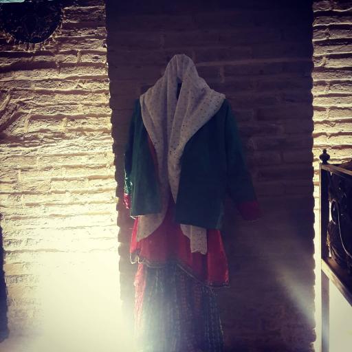 عکس عمارت صفویه (اقامتگاه سنتی)