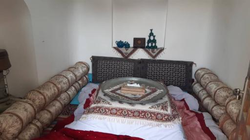 عکس عمارت صفویه (اقامتگاه سنتی)