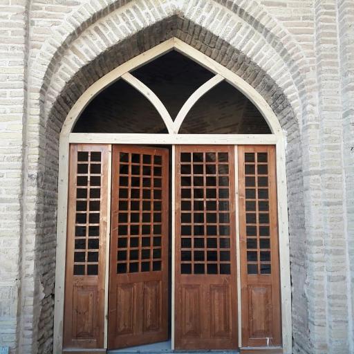 عکس عمارت صفویه (اقامتگاه سنتی)