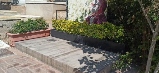 عکس آرامگاه عباس کیارستمی