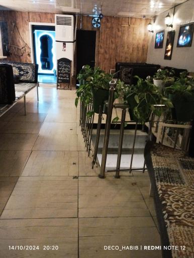 عکس کافه و قلیان سرای مادرید