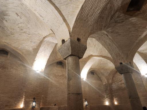 عکس عمارت صفویه (اقامتگاه سنتی)