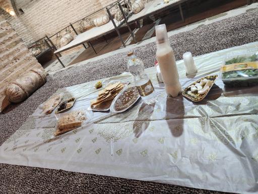 عکس عمارت صفویه (اقامتگاه سنتی)