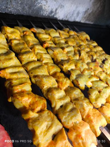 عکس غذاخوری جاوید