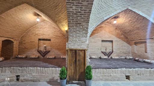 عکس عمارت صفویه (اقامتگاه سنتی)