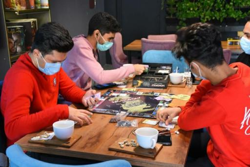 عکس کافه بازی لاندا