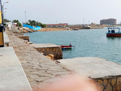 عکس تفریحگاه ساحلی دریا کوچک