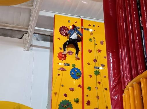 عکس مجتمع کودک توتک