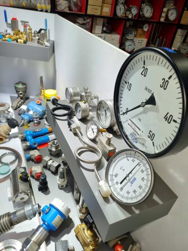 عکس فروشگاه تکنو آب