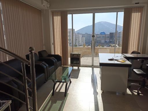 عکس مشاورین املاک ستاره شرق