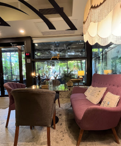 کافه قنادی شوکت