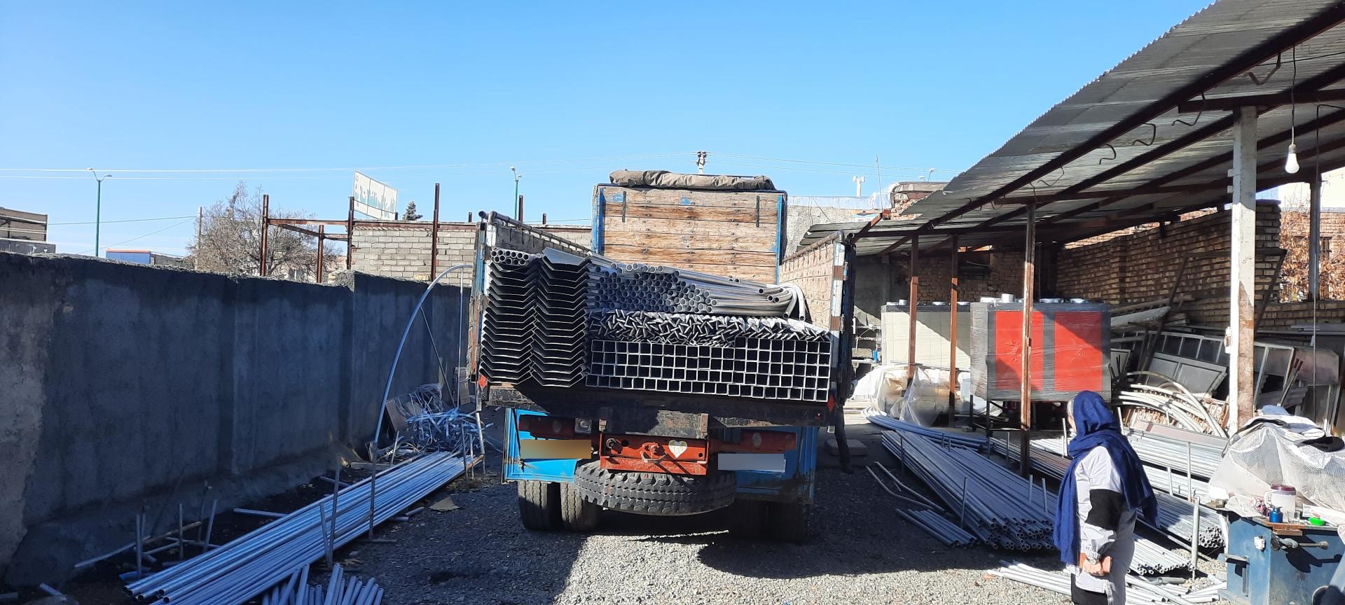 عکس گروه گلخانه سازی رافا 