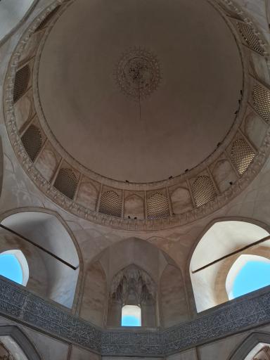 عکس مسجد و مدرسه آقا بزرگ